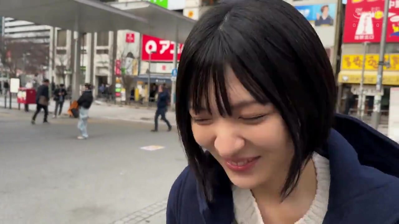 YMDS-212 Machiap-chan! A smiling, slender beauty awakens to eroticism! A timid beauty who can't refuse when asked, gets serious about creampie sex (Yumi, 21, anime school student)
