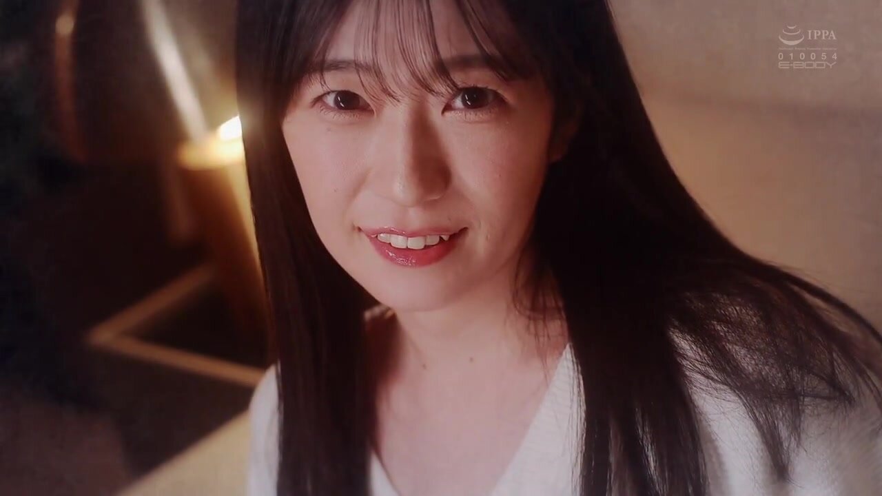 EBWH-233 "I won't cheat on you because you're my girlfriend's sister" During a trip to a hot spring with my girlfriend, I seduced her by showing off my big breasts and showing off my maternal instincts! I was reverse NTRed right in front of my girlfriend 