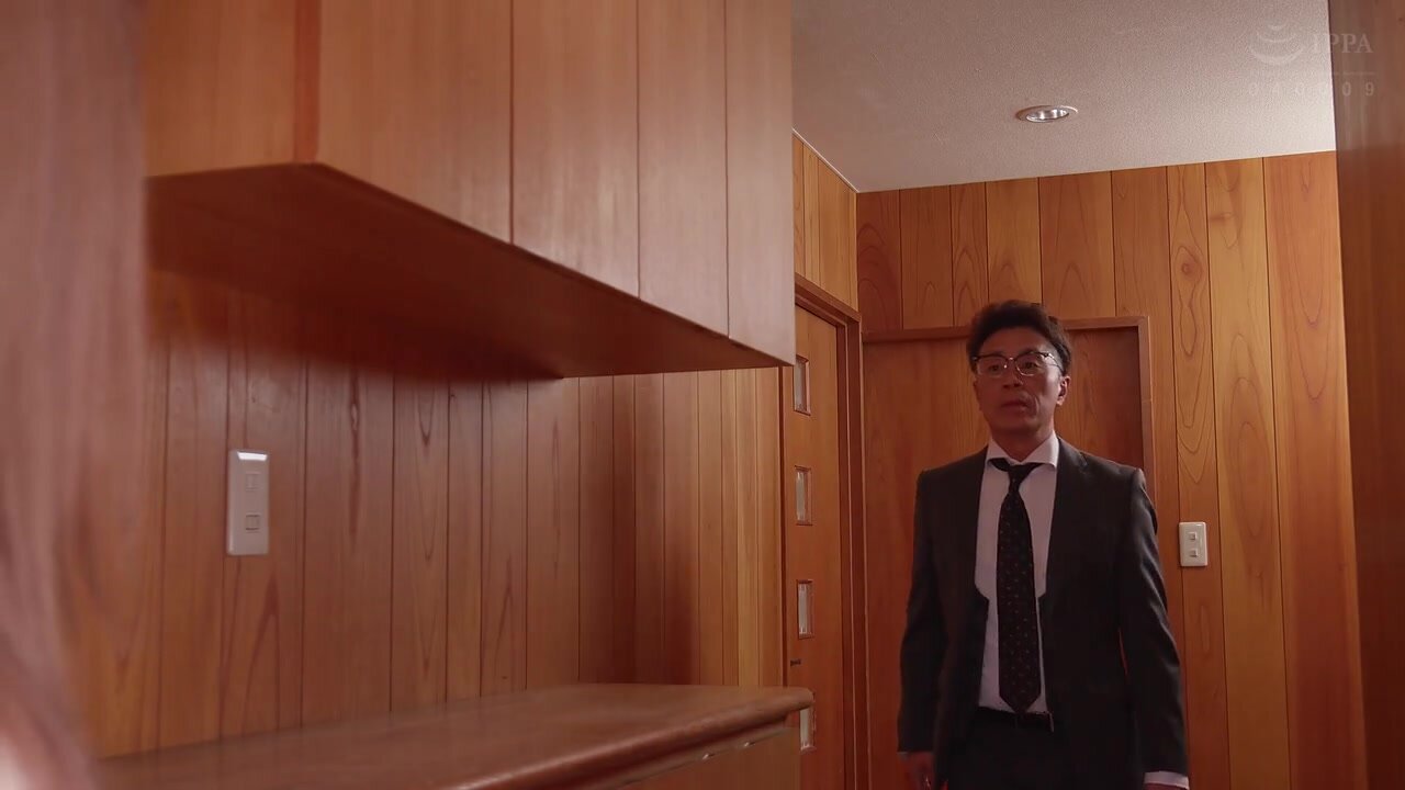 HZGD-306 My stepfather, who works at the city hall, is a serious man, but he's too perverted... I realized that I was a perverted masochist through sex that I'd never experienced before. Kanna Imai