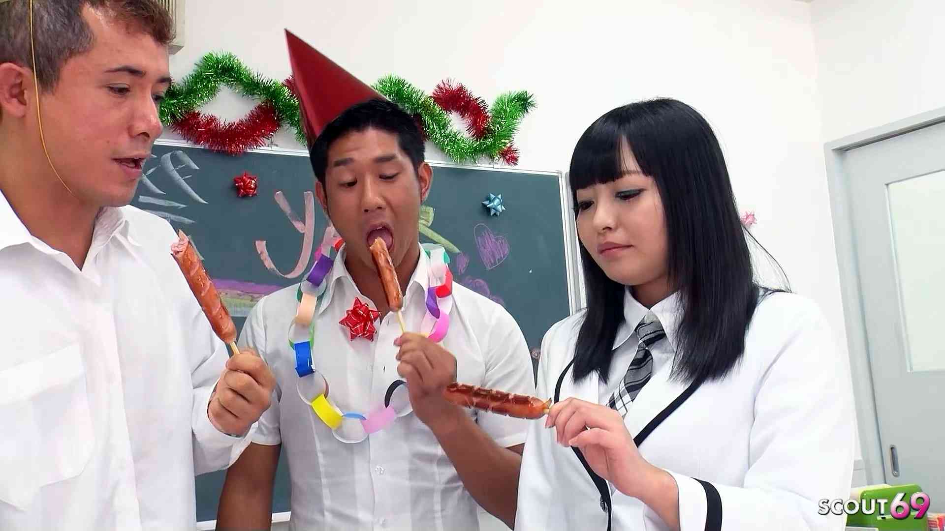 Petite japanese small tits Girl seduce to Double Creampie MMF 3Some by Classmate