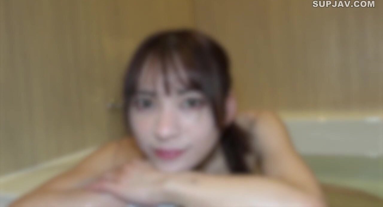 A Beautiful Half-Japanese Girl! She Looks Like A Cool Beauty, But When You Talk To Her, She Laughs A Lot, Which Is Really Nice! Gokkun And Creampie