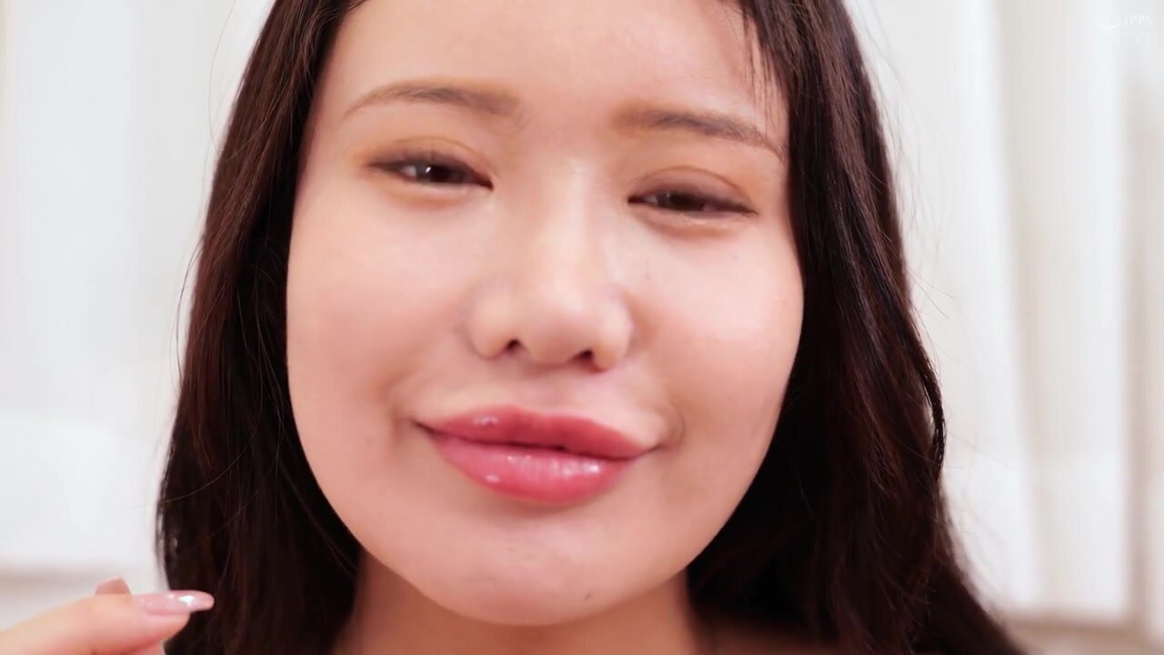 AGAV-141 Lip fetish ~I want to be wrapped in the glossy lips of Nanase Sinon~