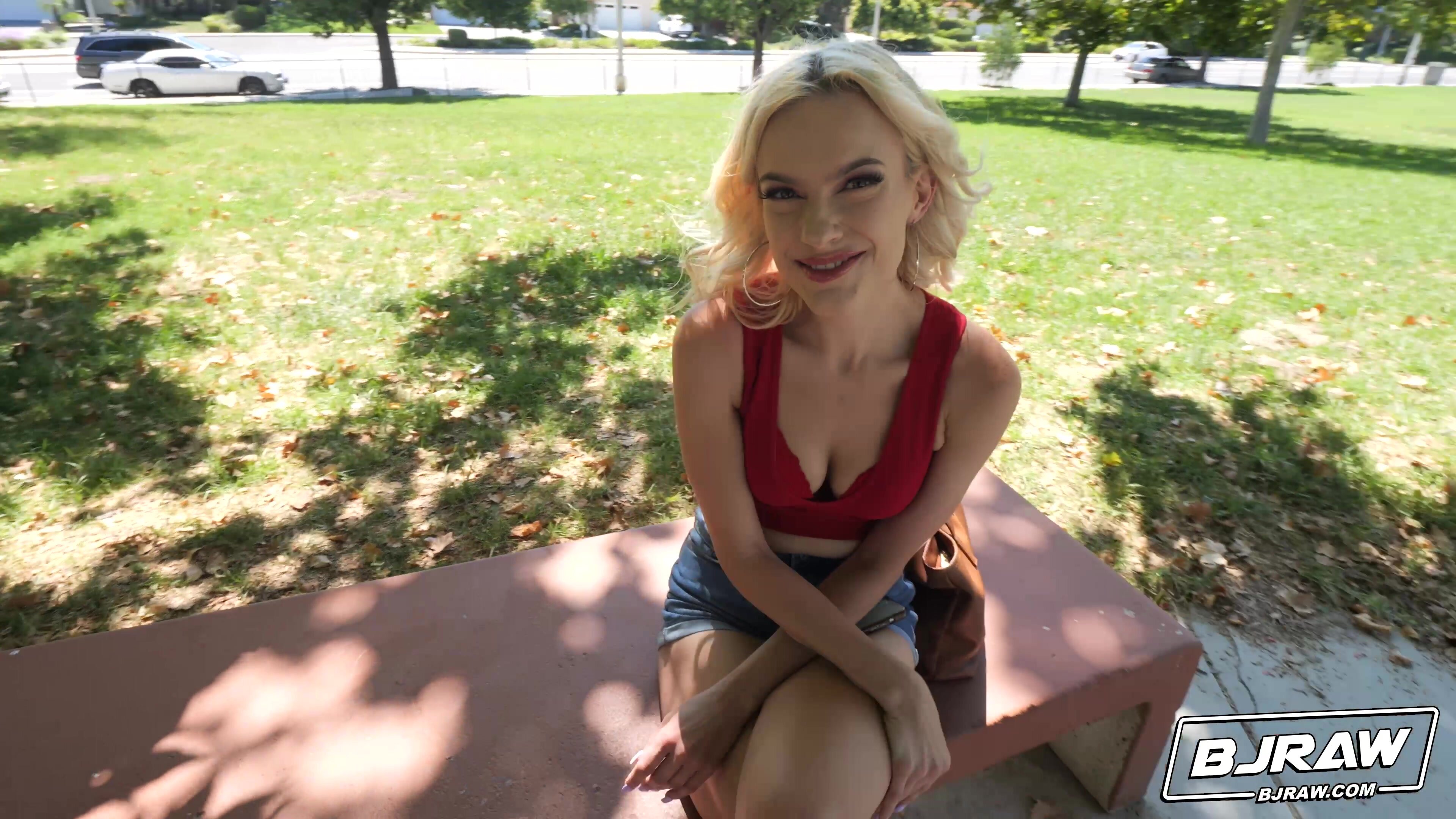Lindsey Lakes -Lindsey's Mouth Is A Dream in 4K