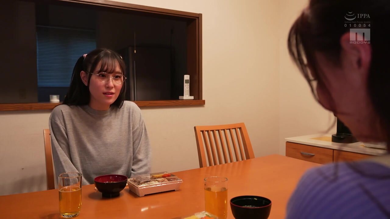 MIAB-510 When my wife's daughter, who has been a recluse ever since she remarried, comes out of her room for the first time in five years, she is surprised to find that she has grown into an I-cup... She wanders around the house in her flowers's clothes a
