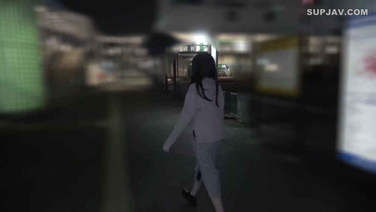 [Uncensored] [Individual Shooting] The Desires Of The Perverted President Are Still Unstoppable. He Takes Her Out Of The Office And Cums Inside Her In The Public Toilet From The Car.
