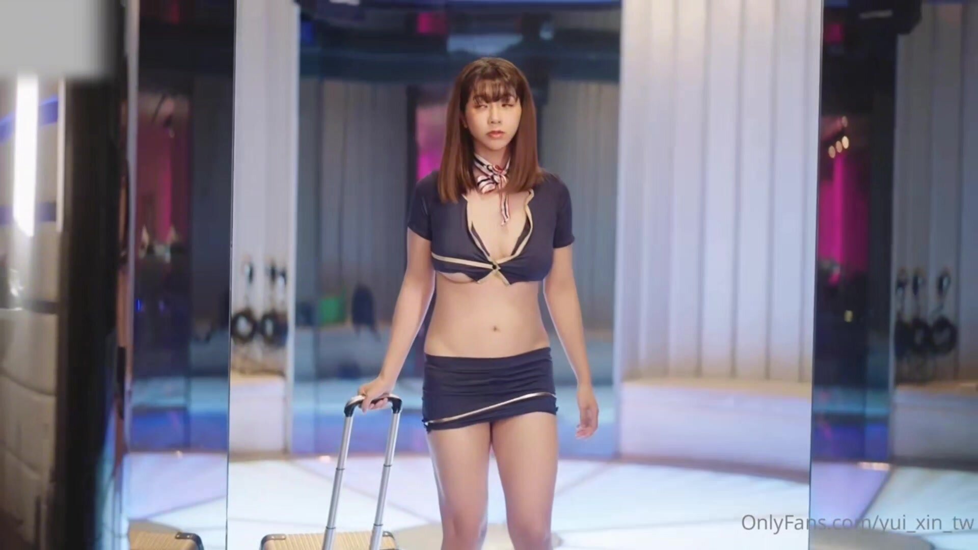 Wu Mengmeng - Yui Xin - The Private Life of a Stewardess