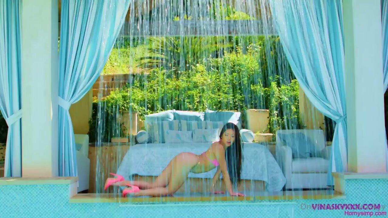 Vina Sky - Pool Party With BWC