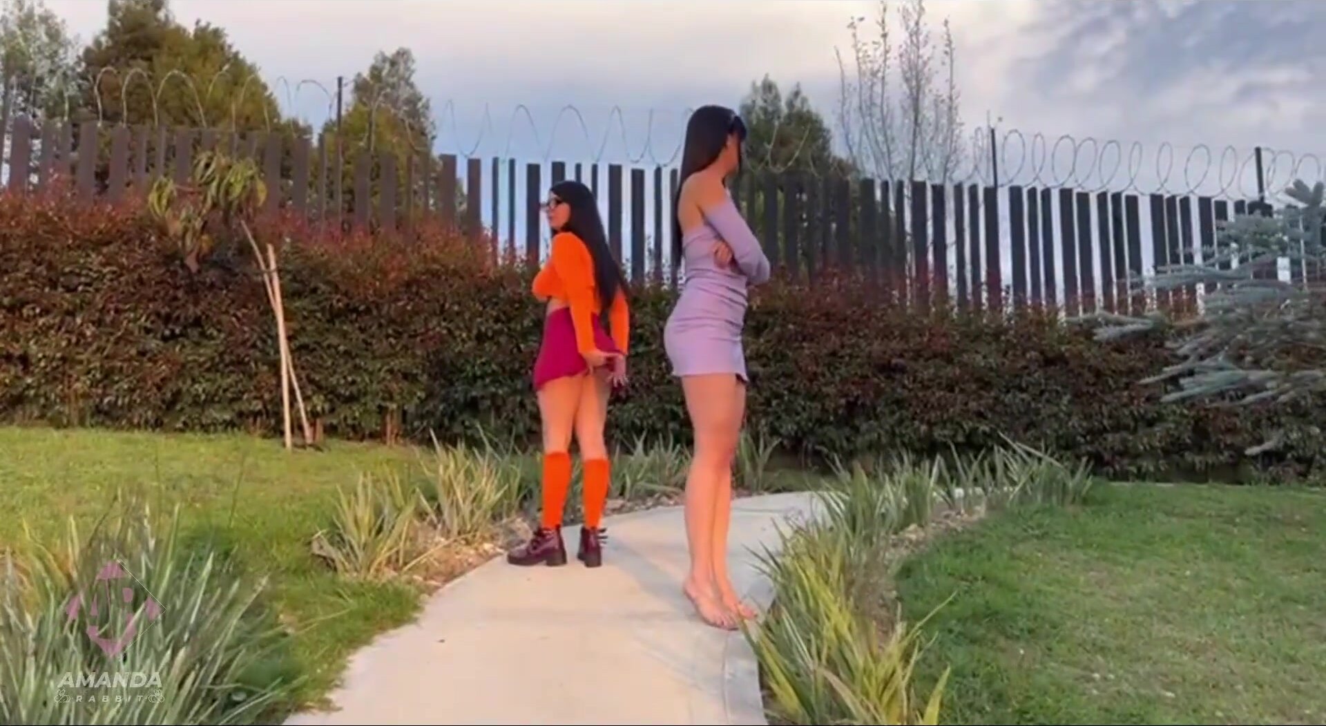 Amanda Rabbit - Scooby Doo Sexual Parody and Yenifer Chacon they Fuck a Monster with a Huge Cock