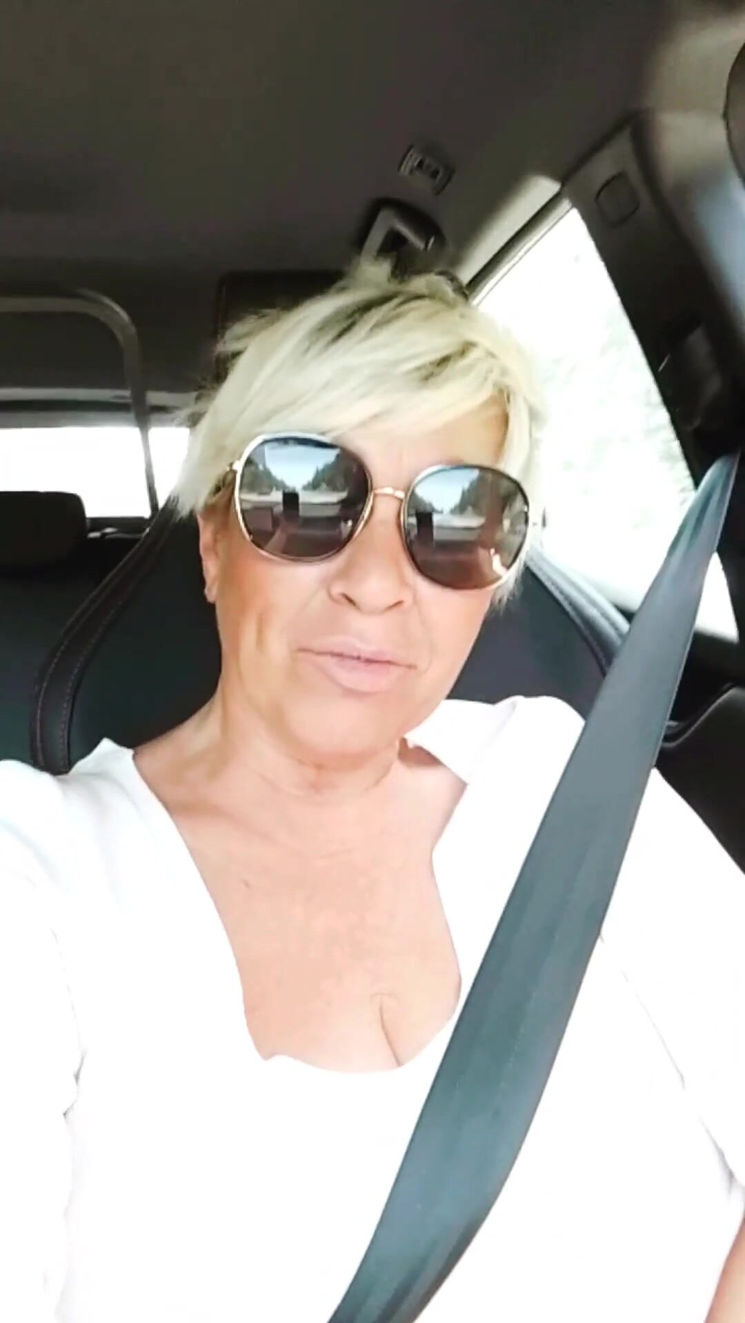 Crazyfamily 1970 - We went to the Store with my Stepmother, but she didn't Put on her Panties