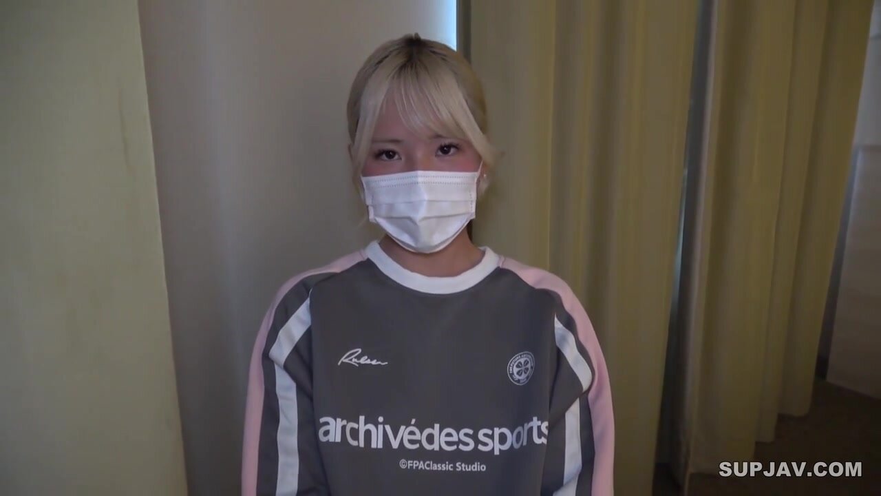 A Blonde Gal From A Local Sports Club And A Pure Lover Are Naughty ♡ Creampie In A Hairy Pussy Is The Best ♡