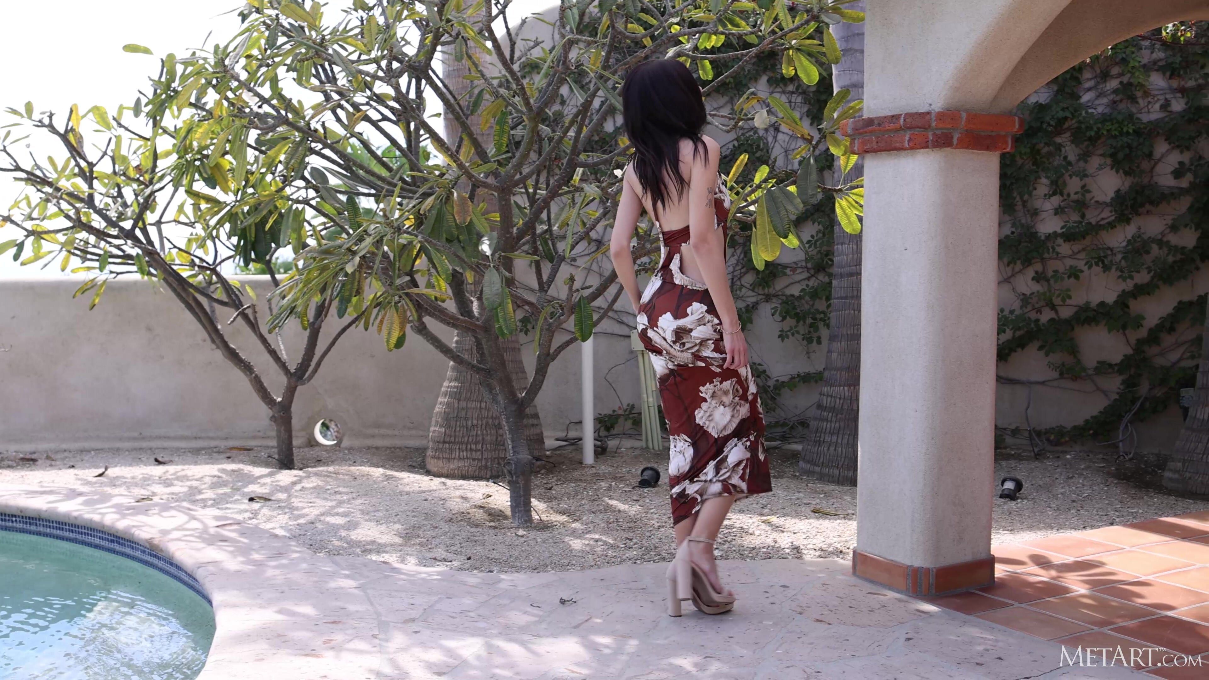 Azura Grace - Blooming Point in 4K