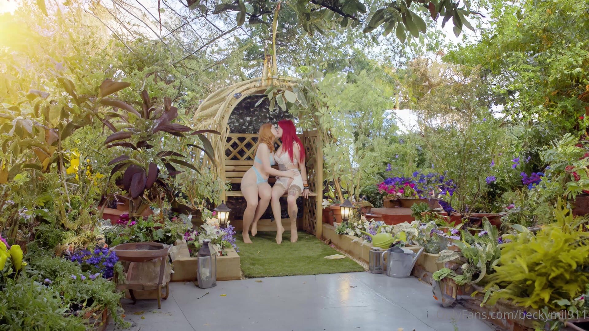 Rebecca Goodwin, Lola Rose – The Secret Lady Garden