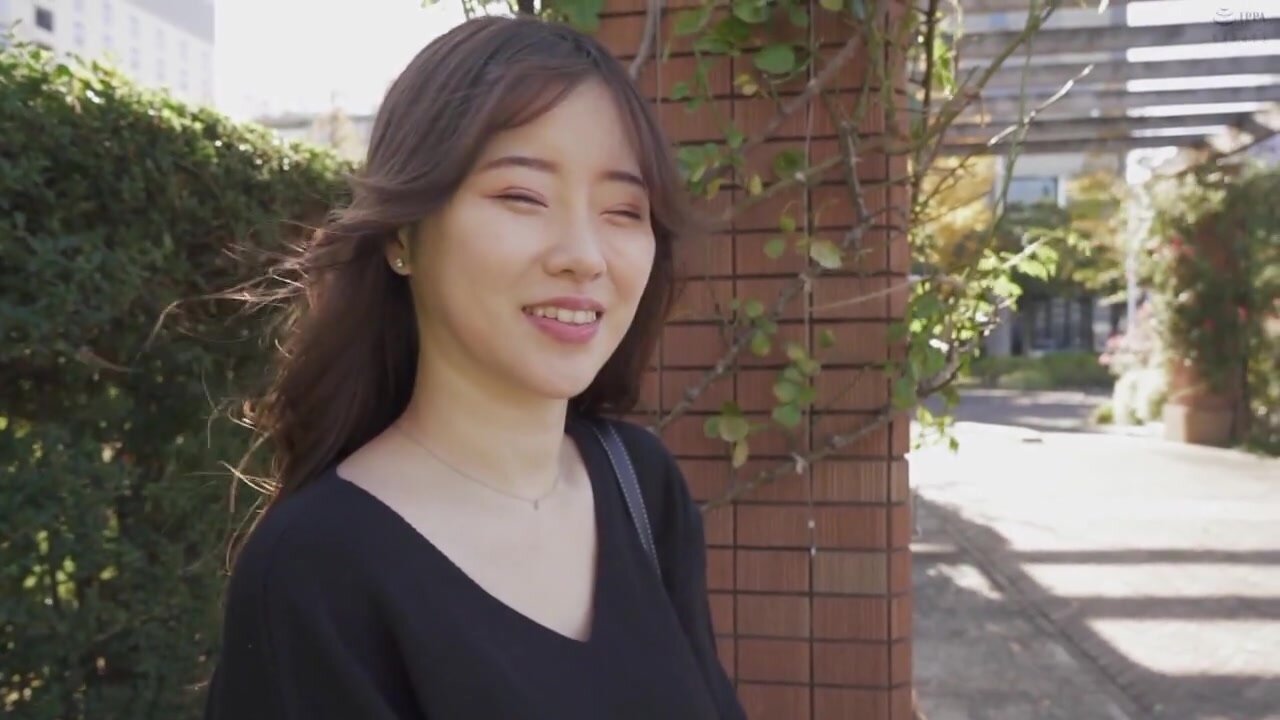 ARSO-25195 My Wife – Celebrity Club Vol. 195