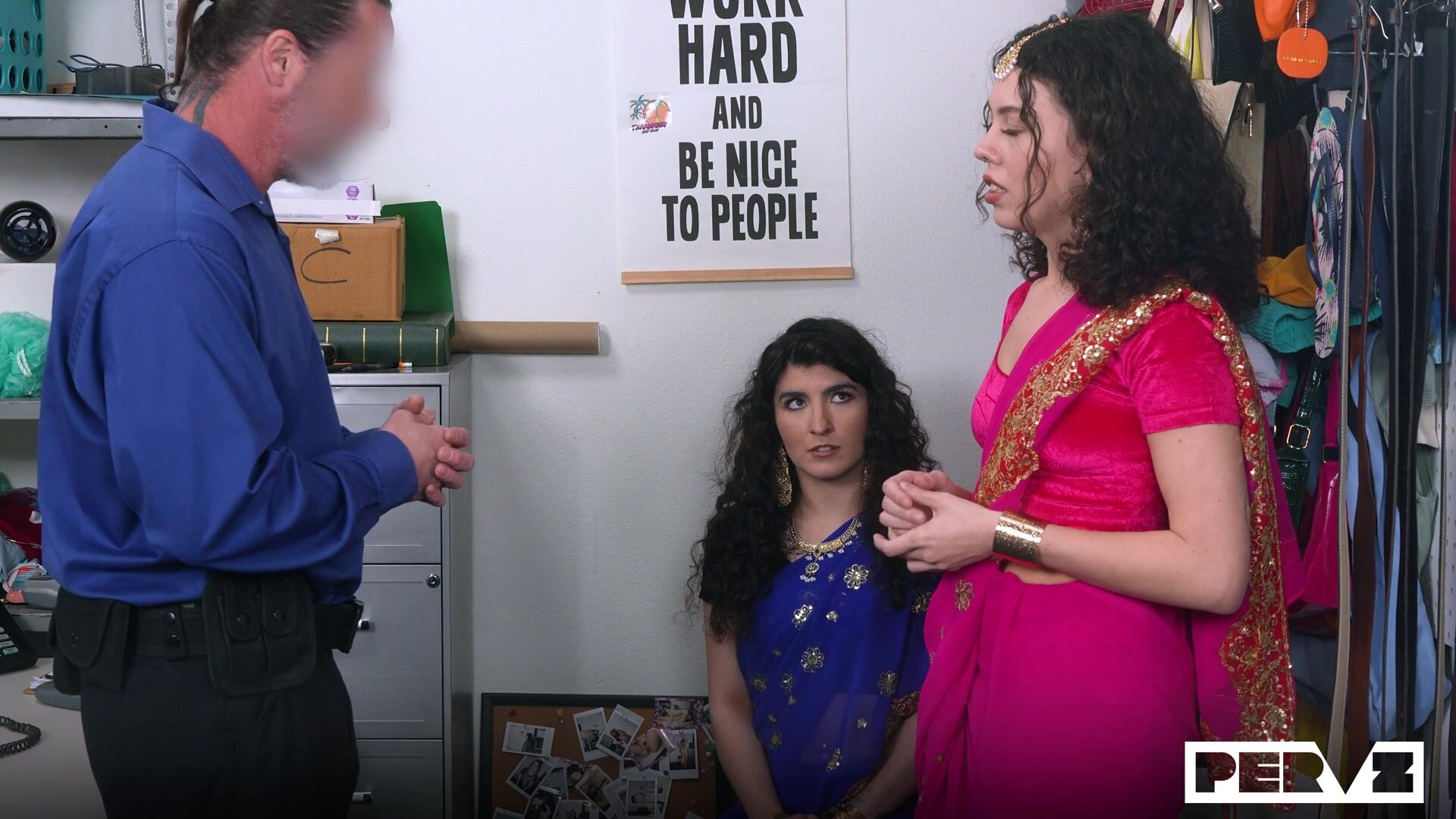 Shoplyfter - Satine Summers And Nikki Slick Under The Saris