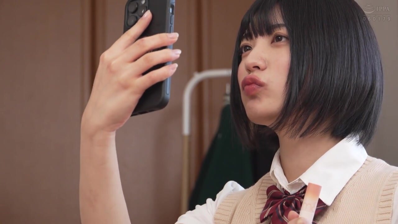 DVEH-057 An old man kisses me and makes me fall for him ~ After school J● Yumi Nijimura gets turned on by the smelly and sour kiss of her boyfriend's father