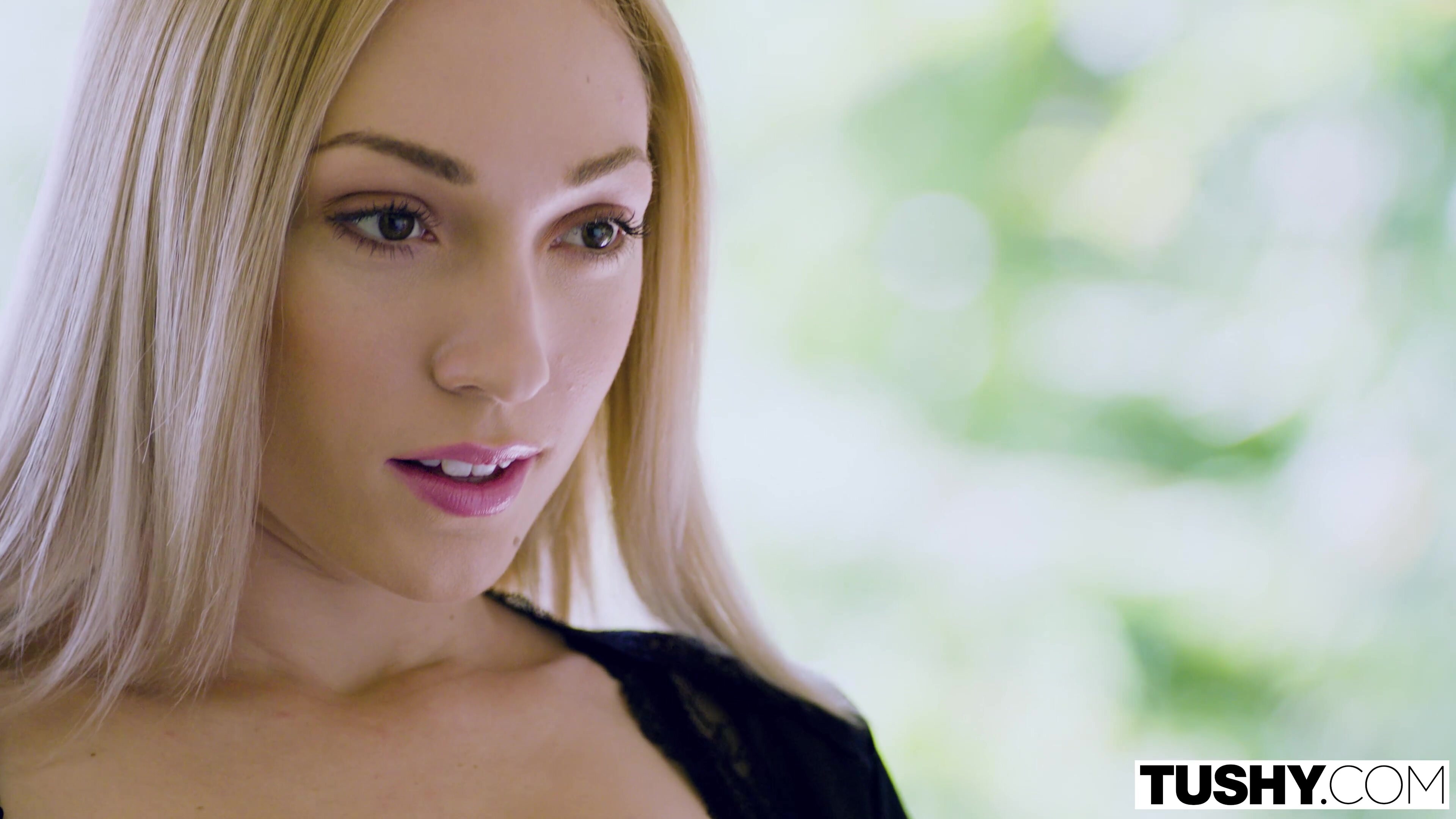 Lily Labeau is a new single celebrating