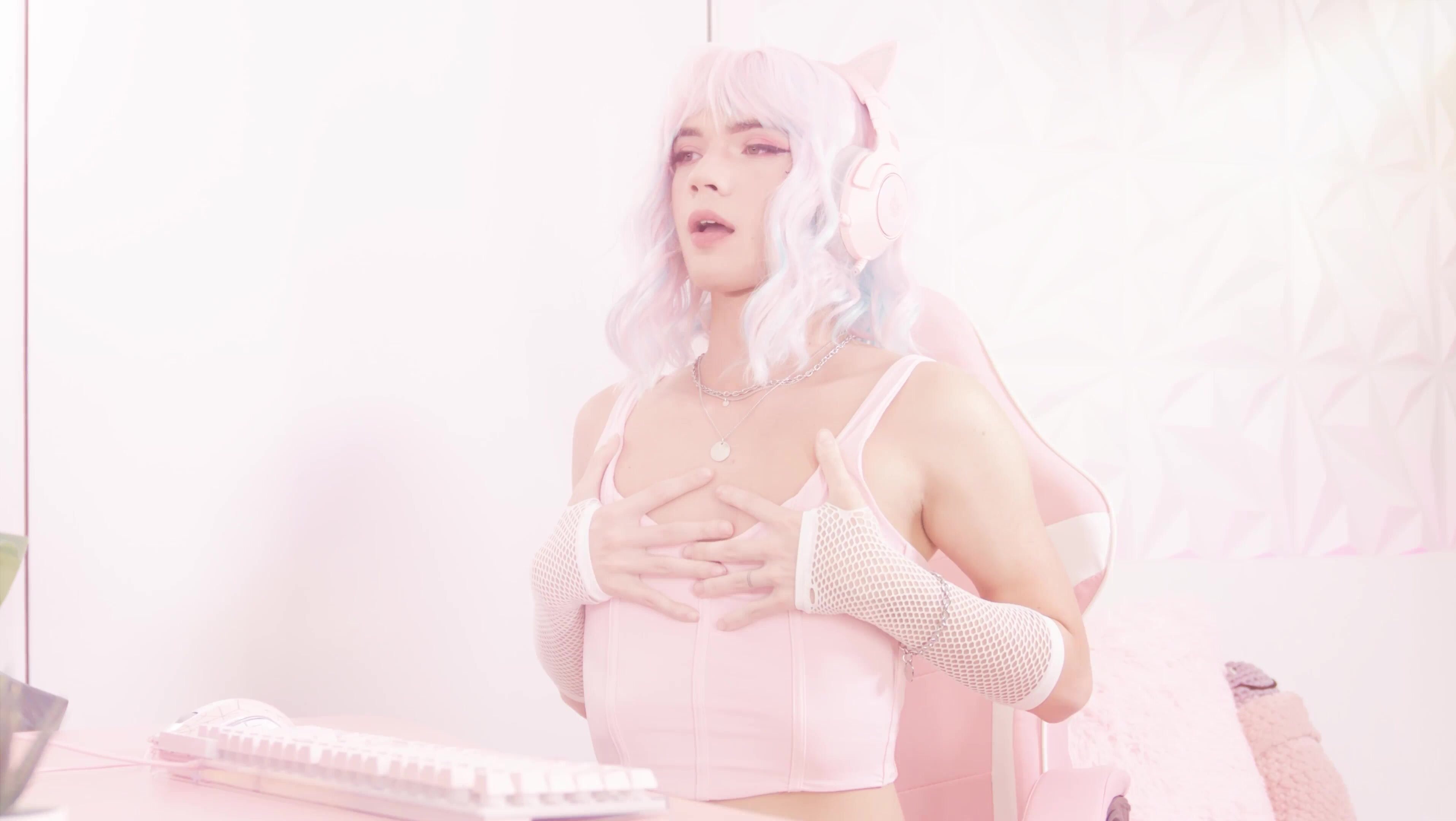 Leo Louis Fucking With Sam Ledger In Mini Skirt