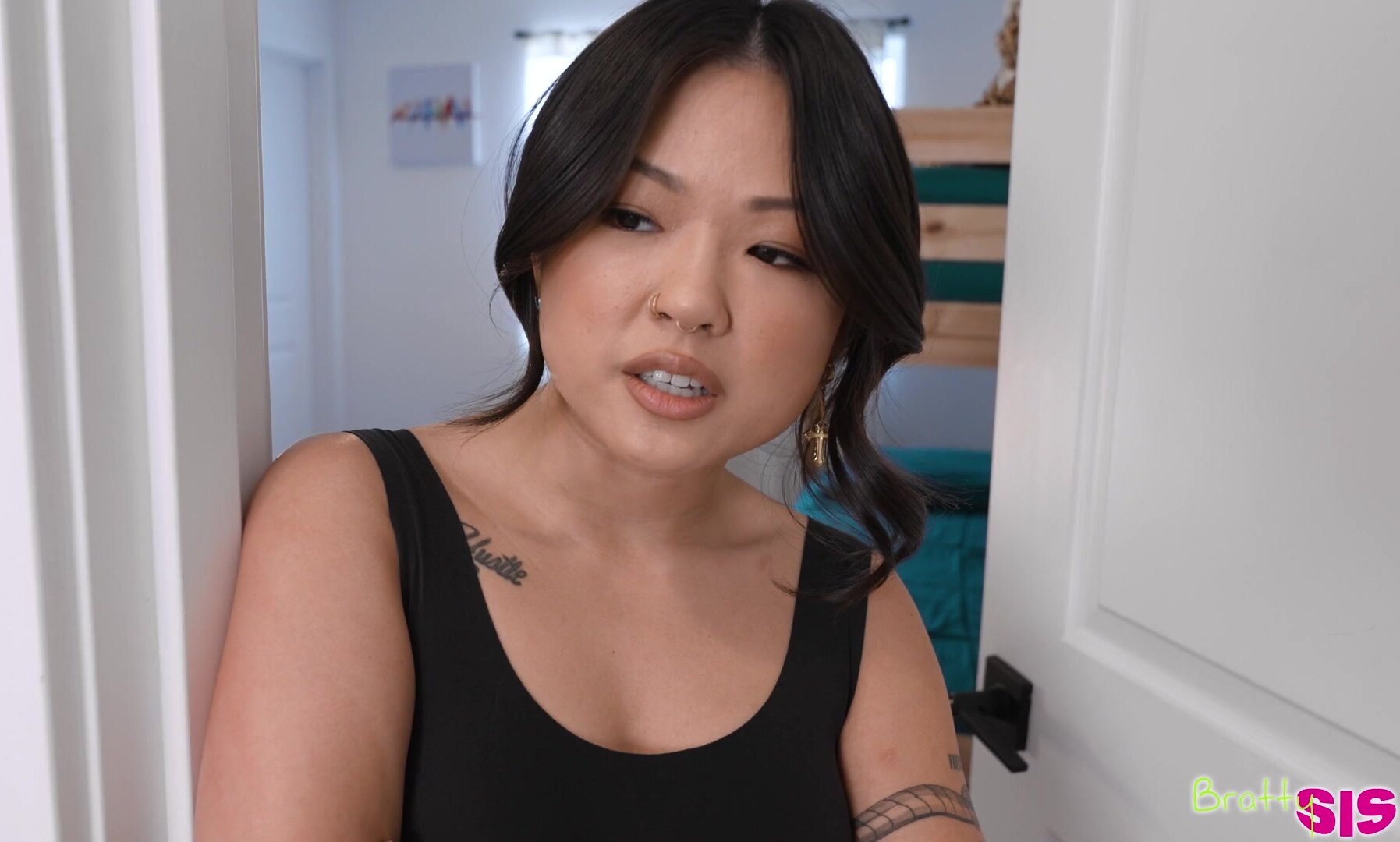 Lulu Chu - Dont Tell My Mom