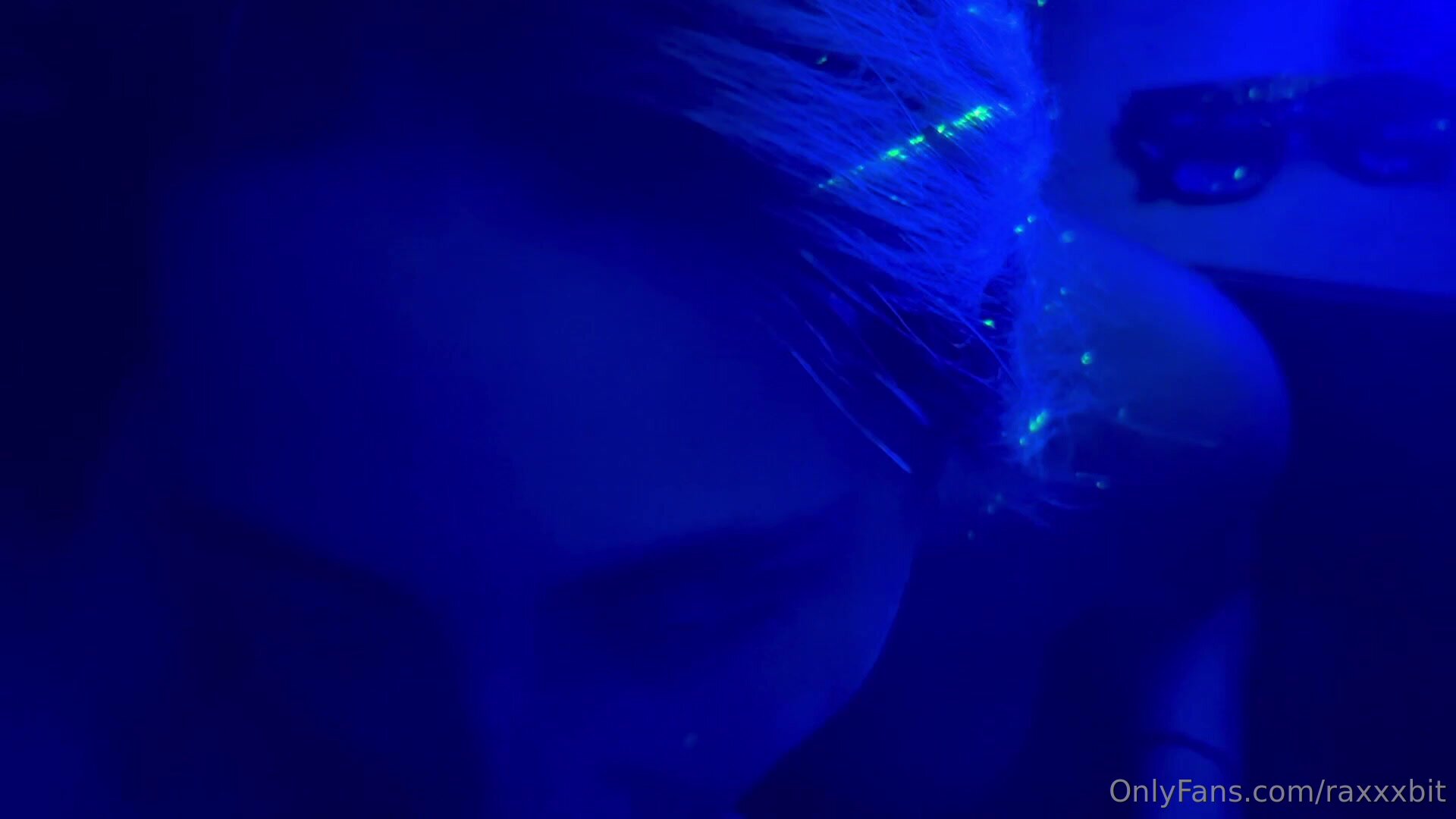 Raxxxbit - Nightclub facefuck