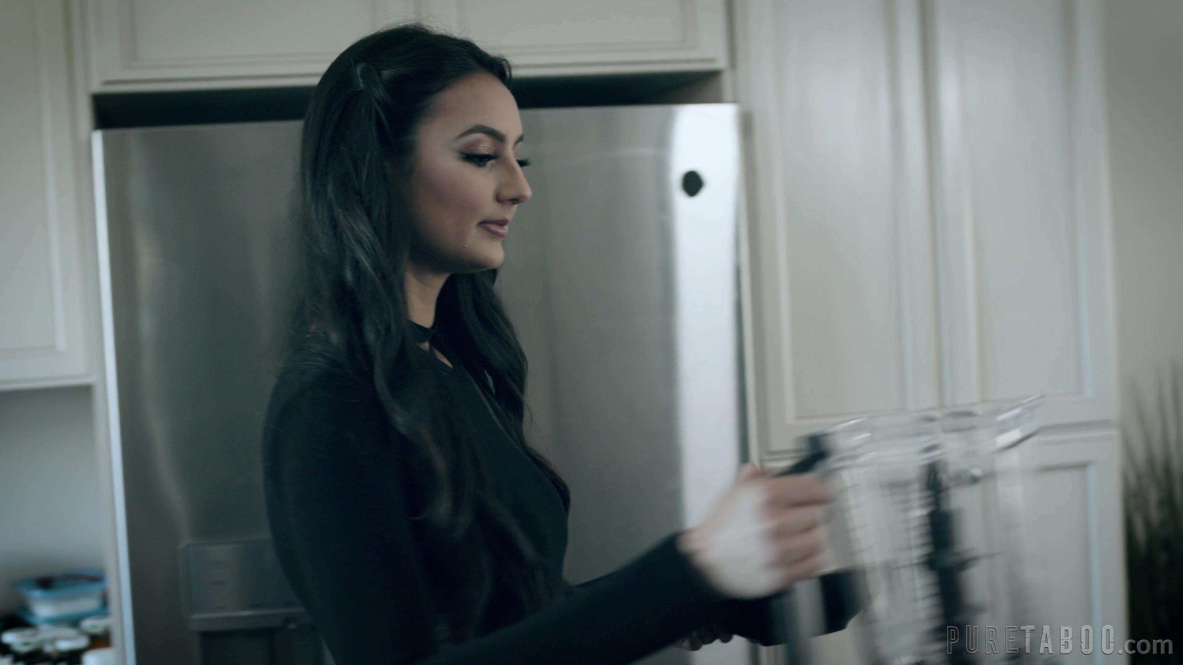 Eliza Ibarra 4k - Pure Taboo