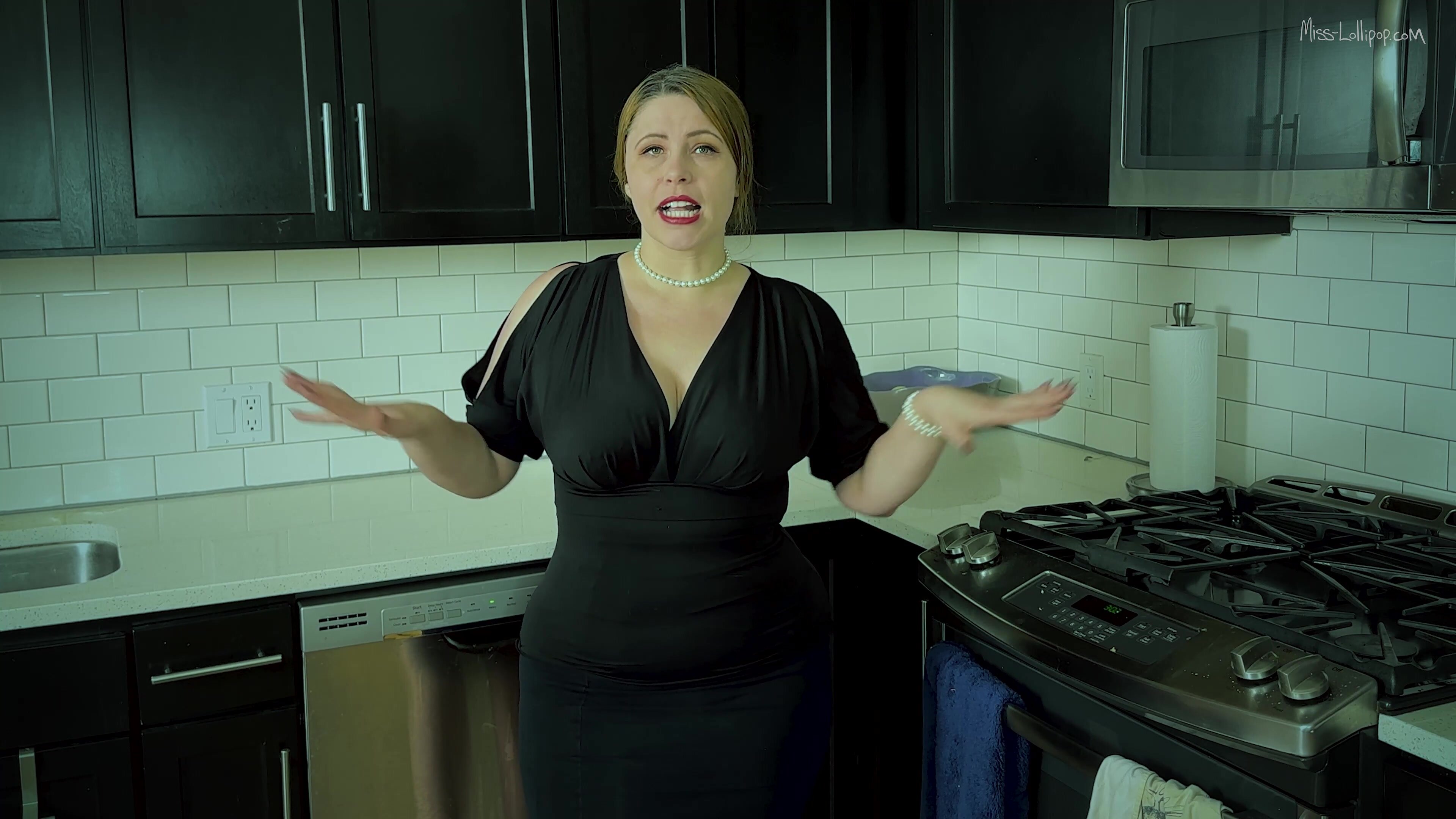 Lacey Royce - Succession And Surrender - Mind Fucked By Her Butler
