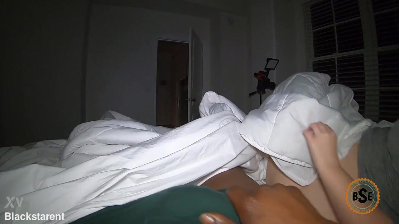 Late Night Booty Call with Thick PAWG Mia Dior