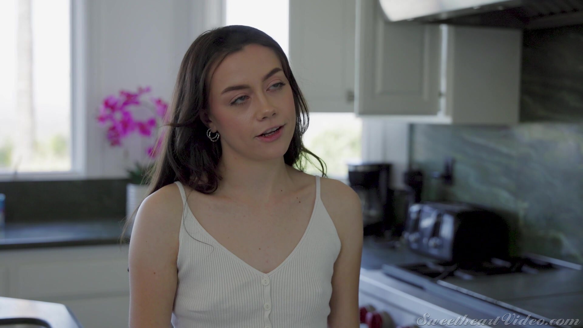 SweetheartVideo - Elizabeth Skylar And Selena Love Babysitter Playtime