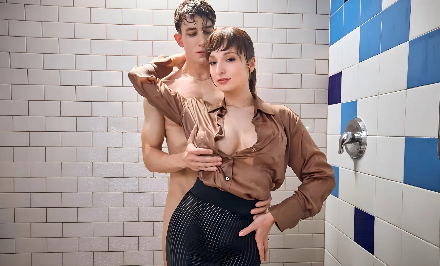 Lexi Luna - Naughty MILF Lexi Seduces Young Stud In Shower in 4K