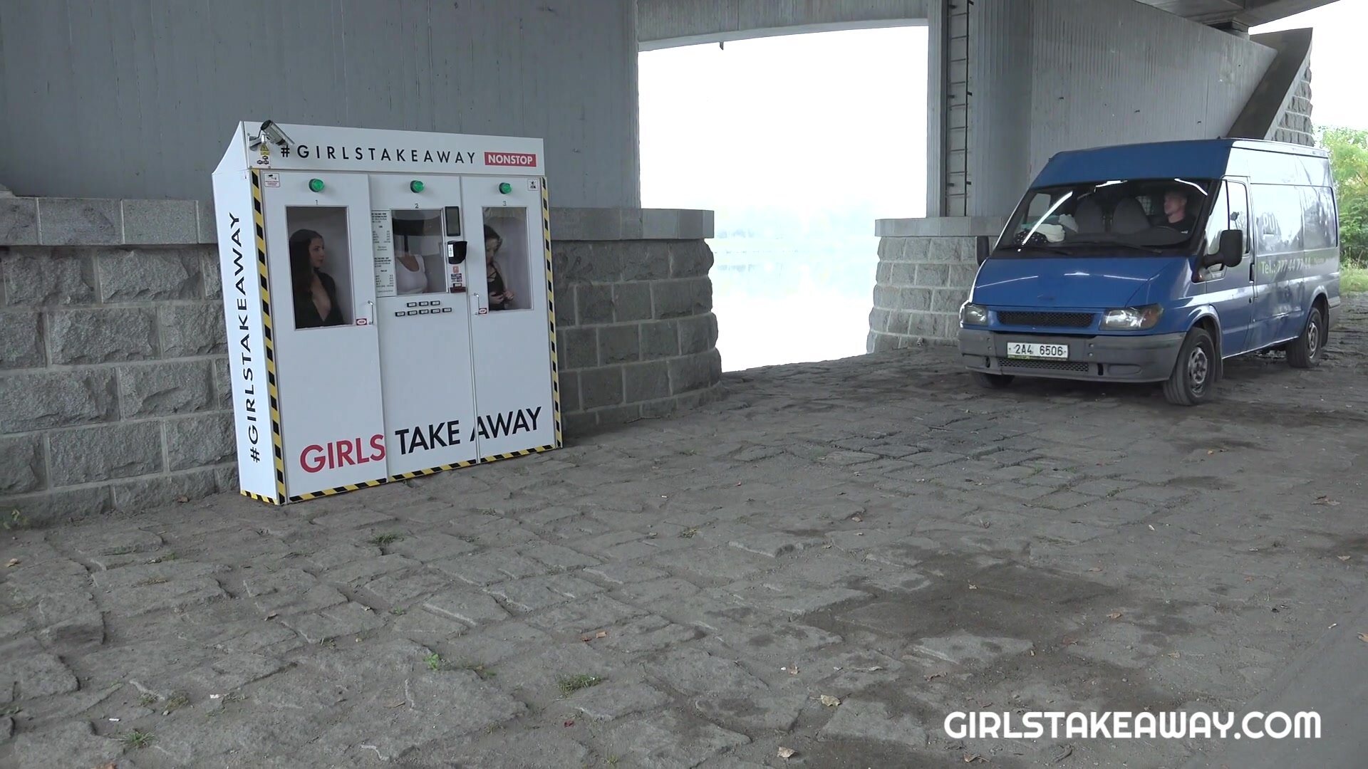 Girls Take Away - Teressa Bizarre Cz