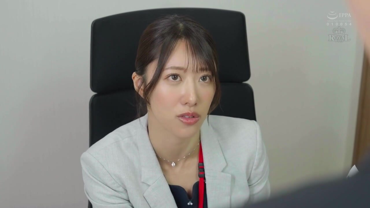 ROYD-256 That woman is lewd - Adulterous sex with a married woman with an ultimate body that will blow away all reason. Yuki Takeuchi
