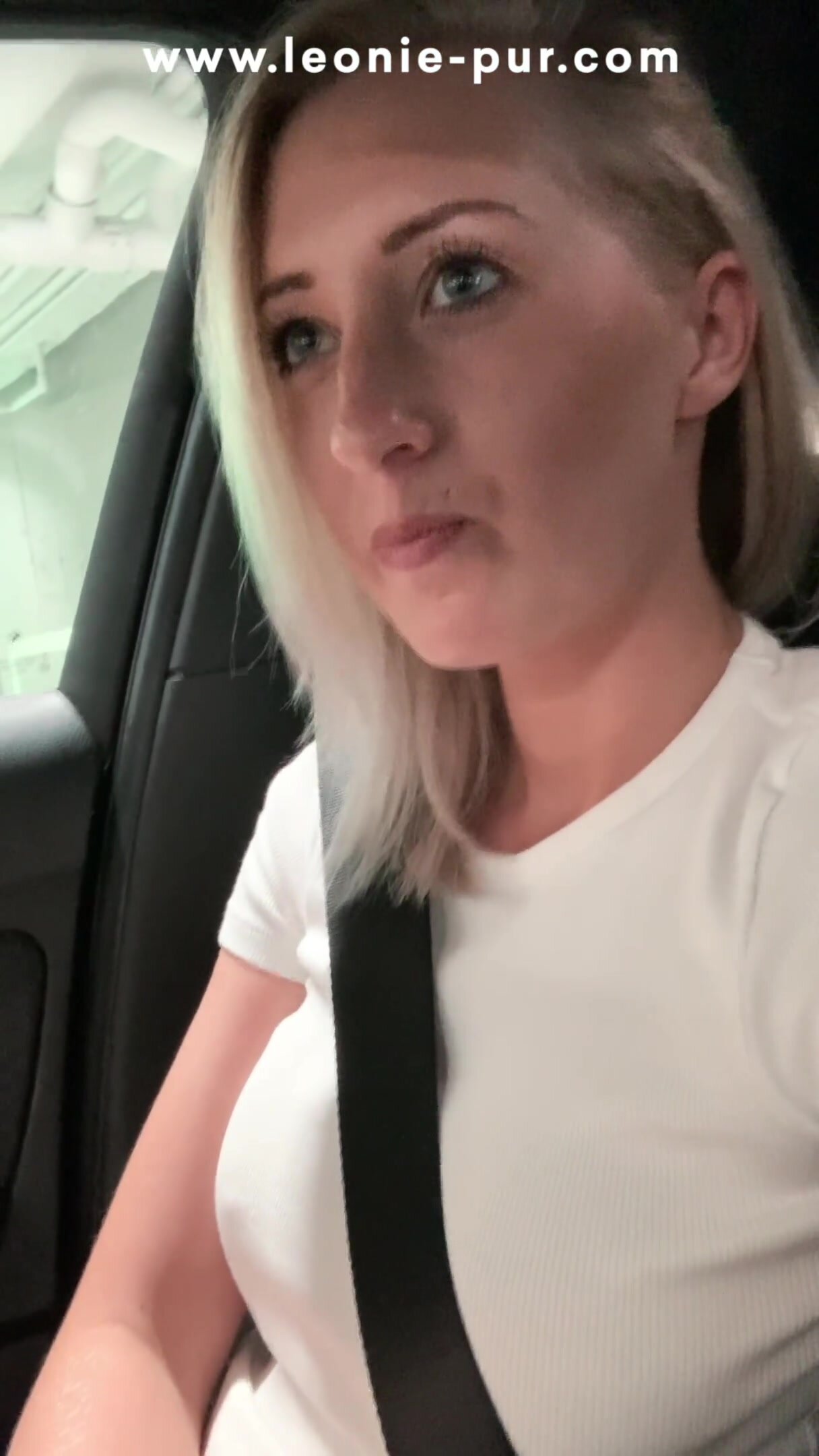LeoniePur - OMG So Risky Fingered My Tight Pussy To Orgasm In Public Parking Garage