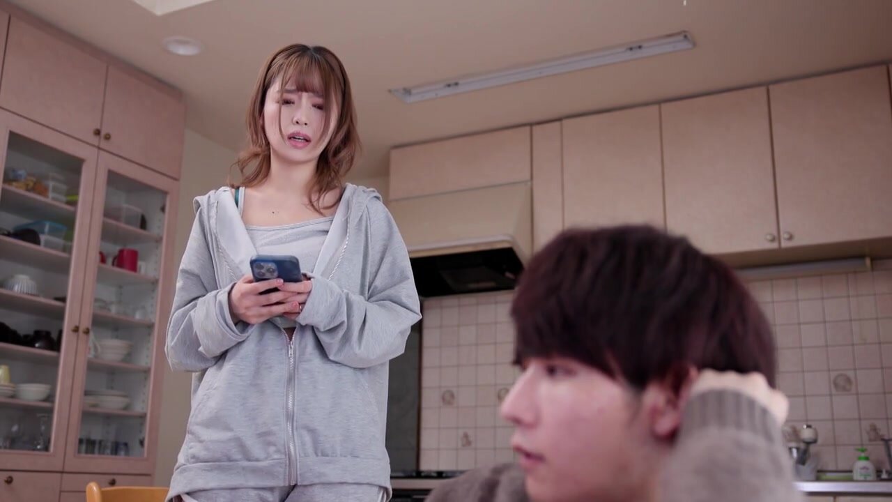 PJAM-040 My best friend's beautiful sister came home from a trip because she was angry about her husband's affair. I've always loved her in secret. This is the story of how I ended up having an NTR creampie with her. Rika Tsubaki