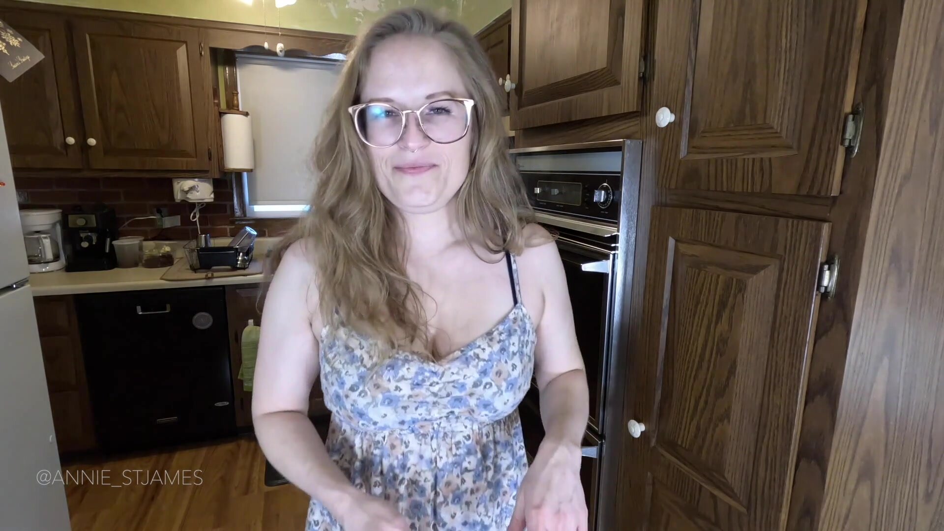 Annie St James - Mommy Picks Favorites