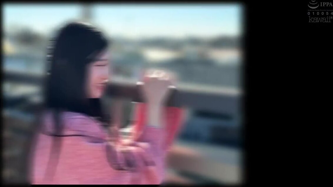 CAWD-848 Why is she giving a double peace sign after being completely torn apart...dammit. The innocent girl was a dog of a man she didn't know. Yuuhi Shitara