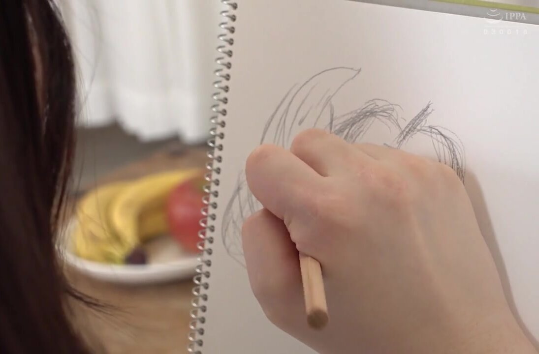 DHLD-021 I'm crazy about sketching! I went to work at a sketch class full of beautiful girls, and I ended up being a nude model! While she was staring at my genitals, she noticed that I had an erection, and I ended up ejaculating.