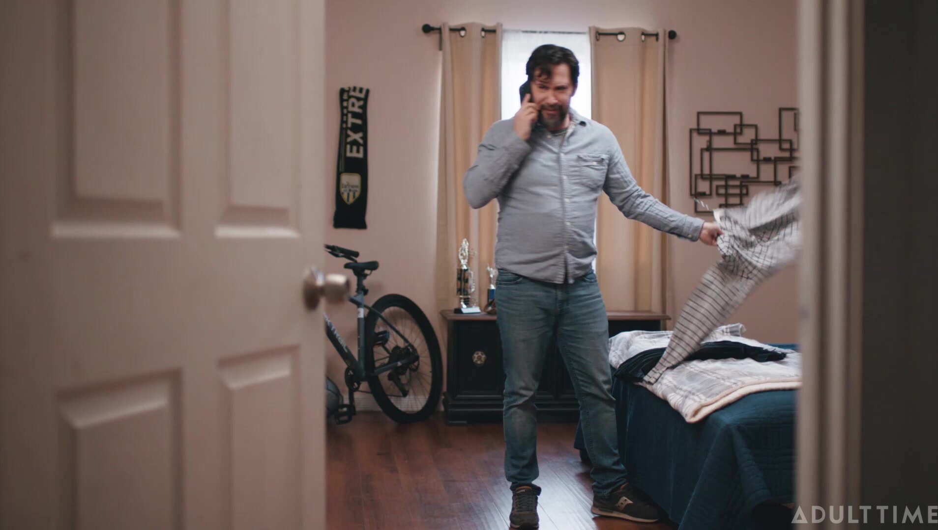 Addison Vodka - Roommate