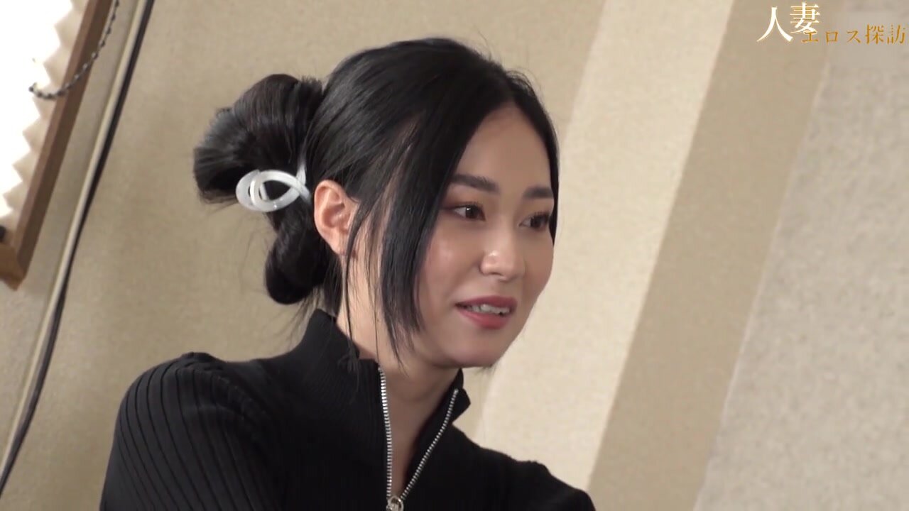 [Bigger Than Her Husband's♥] A Beautiful Kansai Married Woman Is Fucked To The Brink Of Fainting With A Big Dick Piston!