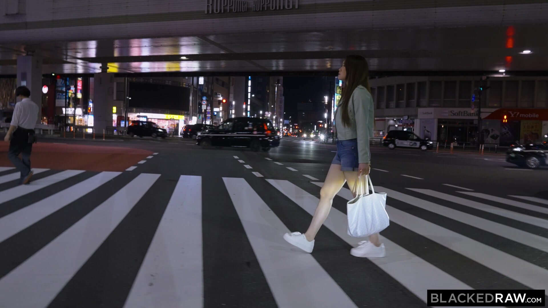 Asuka Tenshi - Fun-Sized Hottie Tourist Has BBC Adventure On Vacation