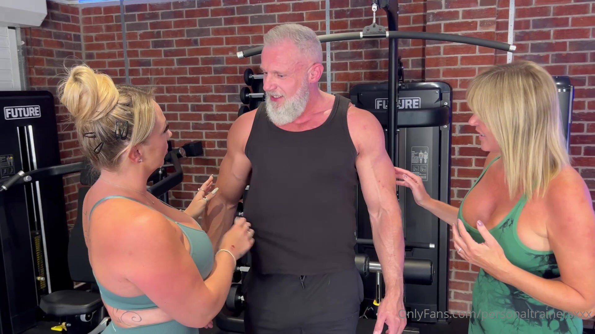 Mrs Nicole, Summer Rose - FFM Gym Threesome