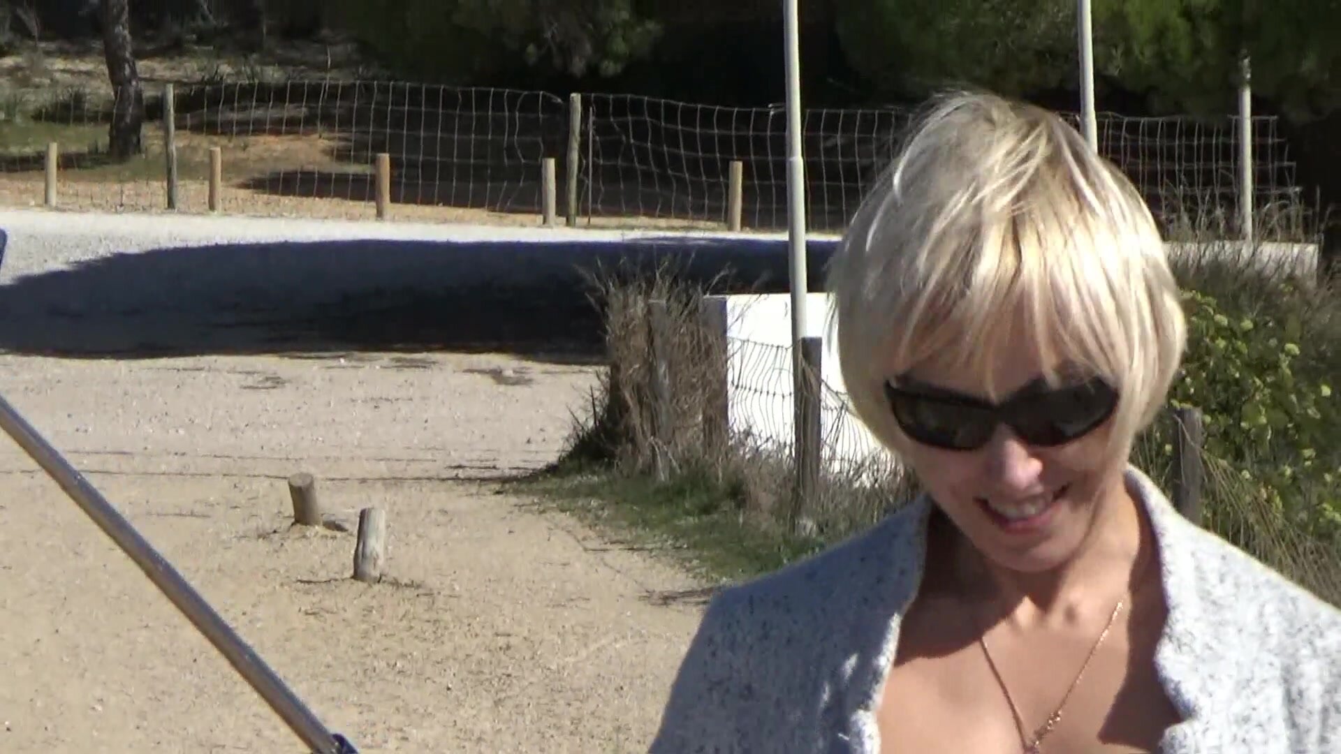 CindyAngel - My squirting pussy near the beach