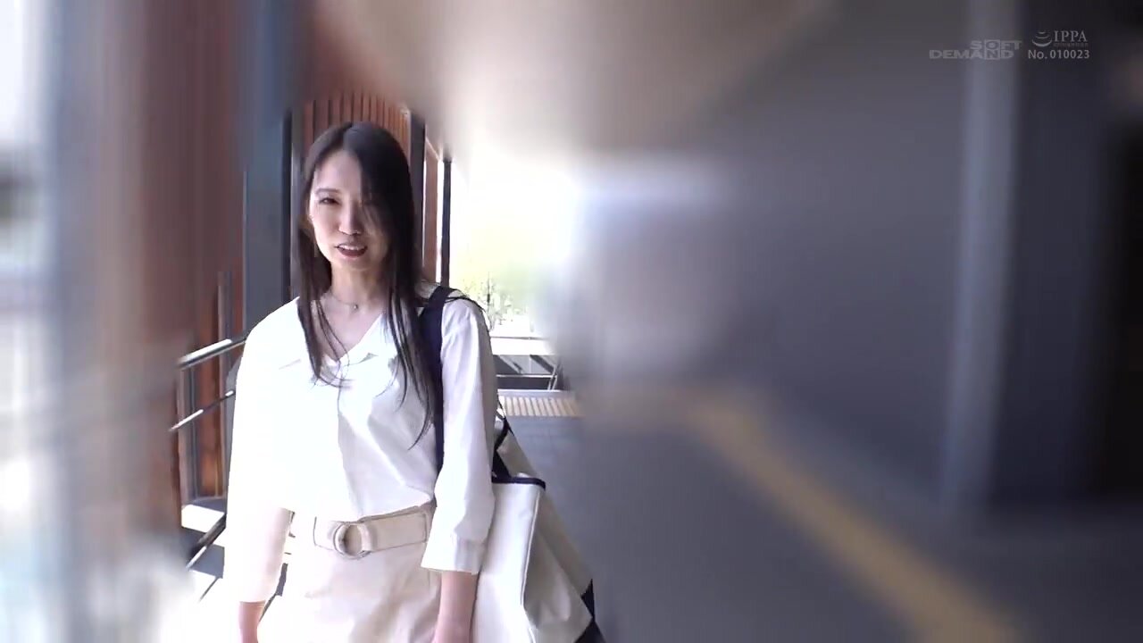 SDNM-525 Yumi Imamura, 34, is a naturally cheerful girl who is always smiling at her painting school. The final chapter: A two-day, one-night hot spring trip for a married woman.