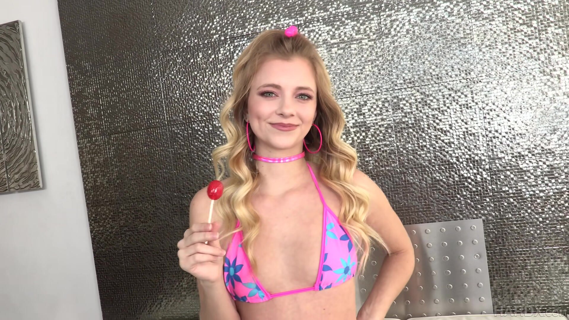 Super Cute 11 - Tiny Spinner Loves BBC - Riley Star