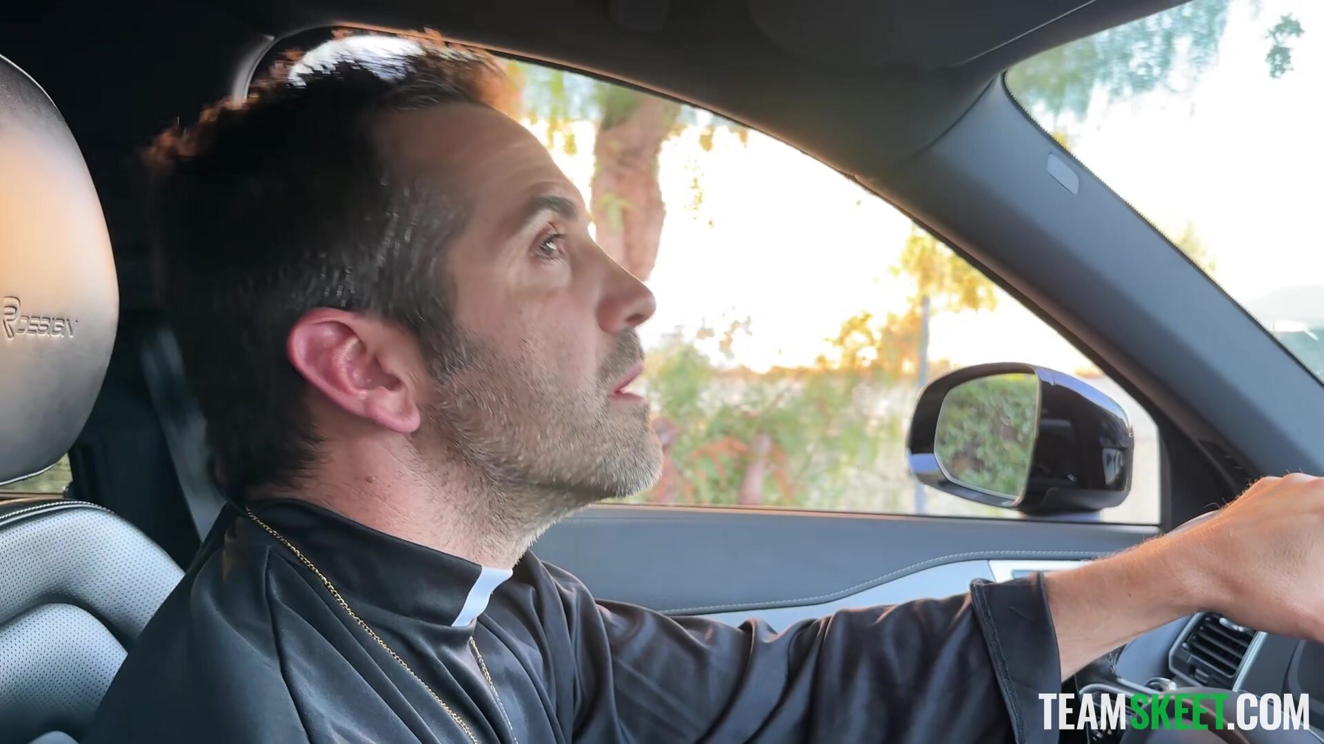 TeamSkeet - Concept - Roadside Rescue - Riley Star