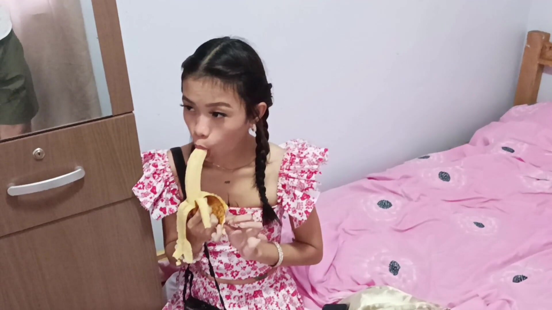 Thinyone - Florist Swallows Banana and Hard Cock much better as old Whores