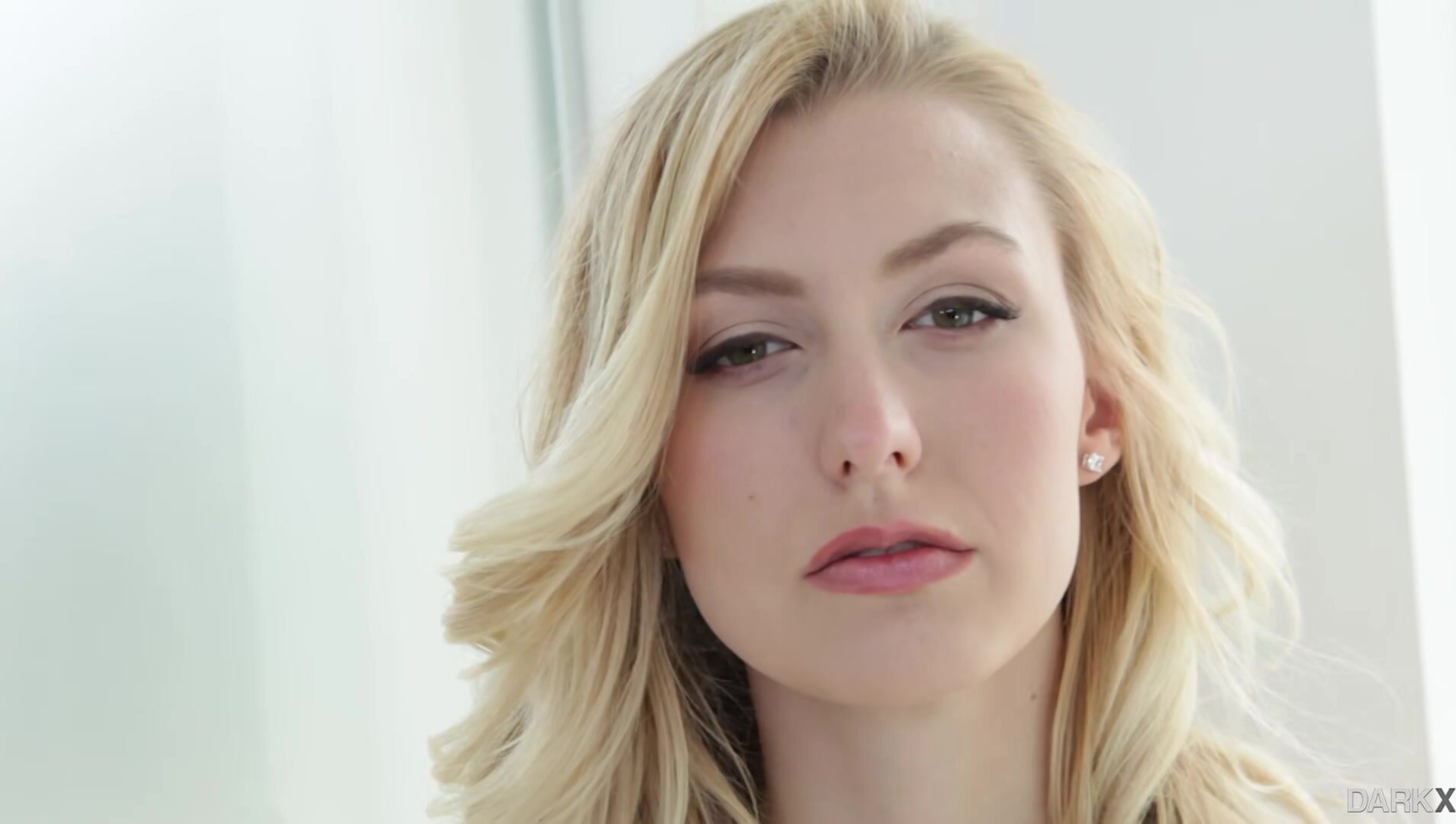 DarkX - Alexa Grace Black And Blonde