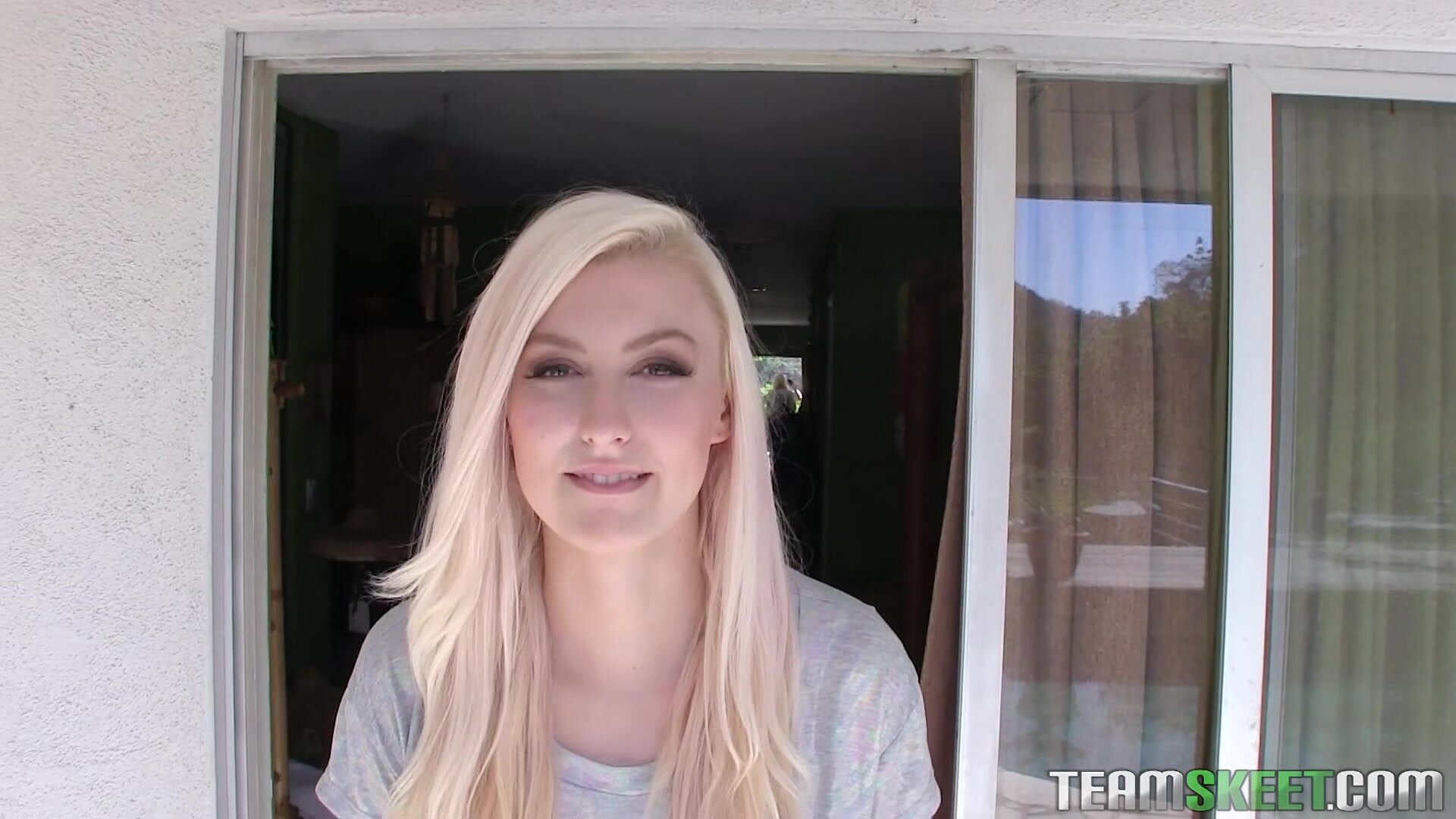 ShesNew - Alexa Grace You Wanna Touch It