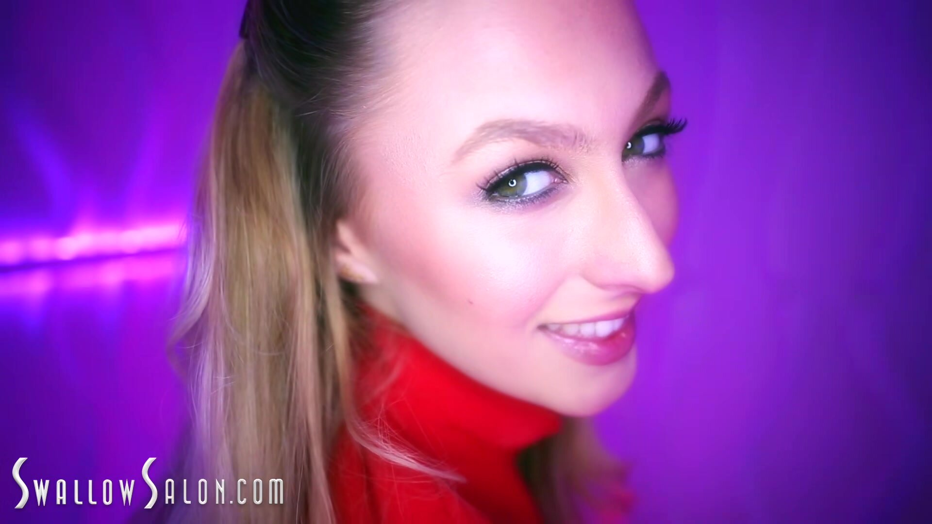 SwallowSalon - Alexa Grace