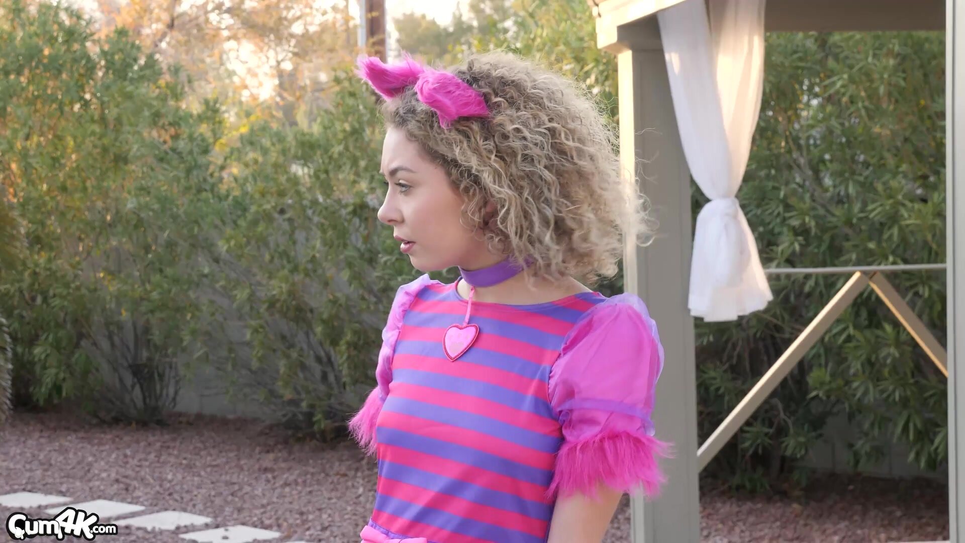 Cum4K Pied On Halloween - Allie Addison