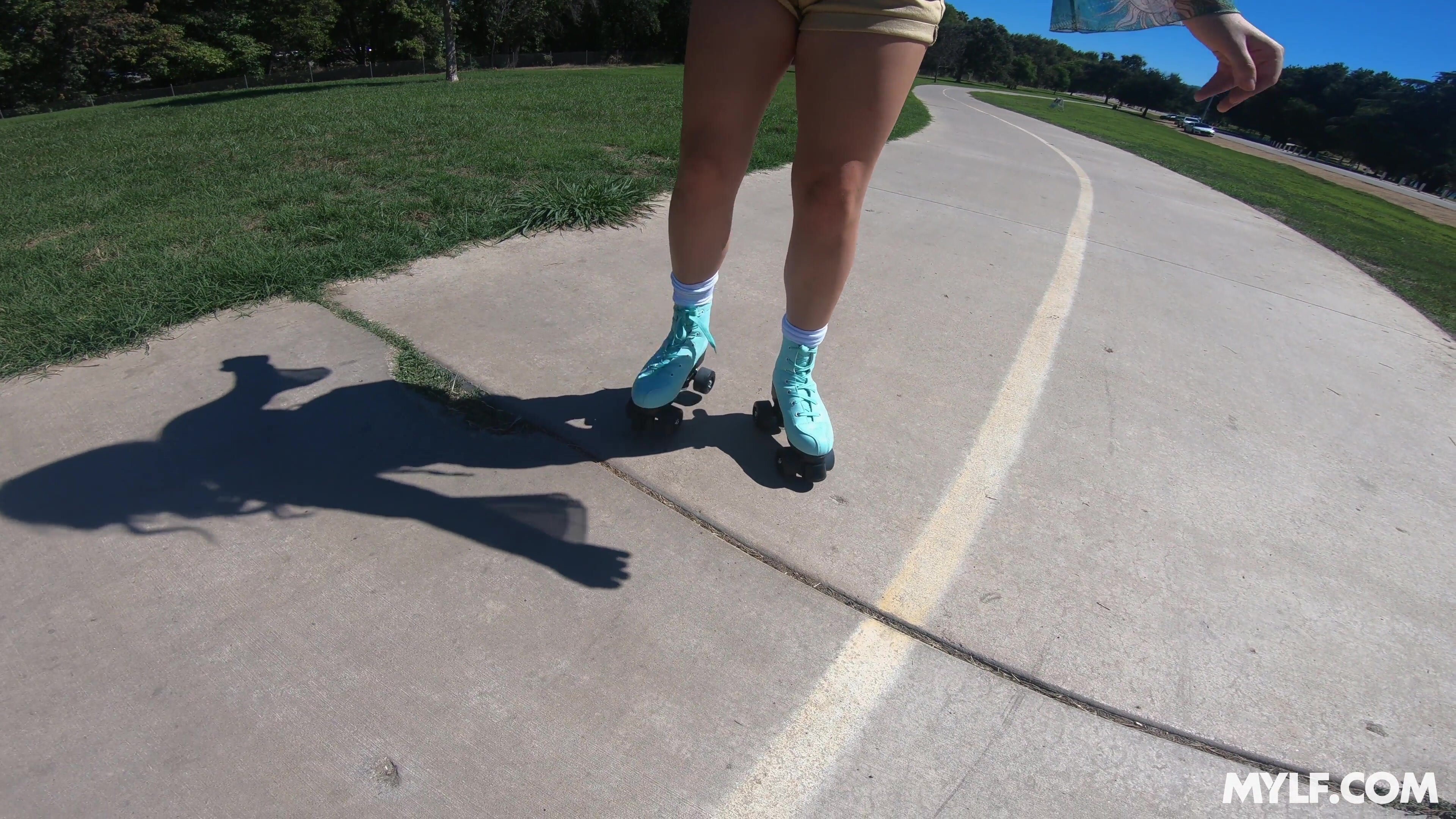 Skating for Pussy - Mylfed - Sophia Locke