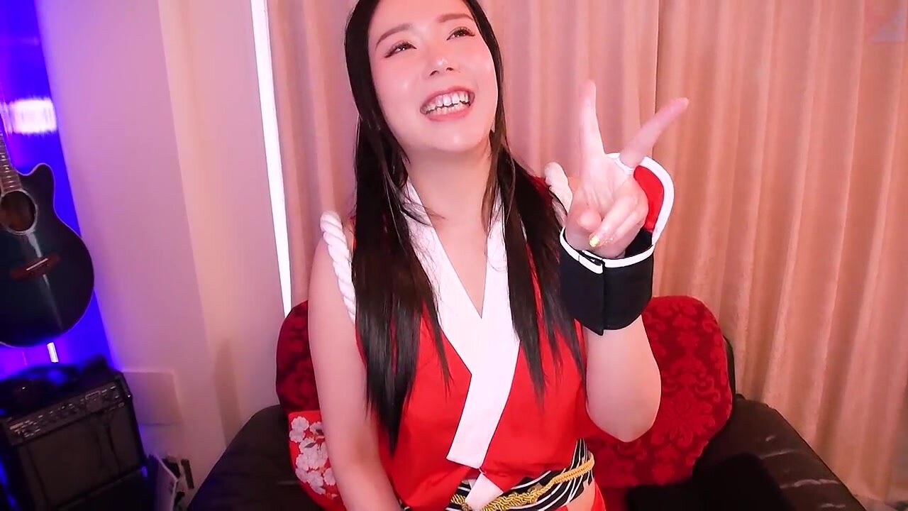 CPZ69-H006 Coscos X Paipai Vol.6 Big-Breasted Cosplay Sex! Squeezing Sperm Pilgrimage